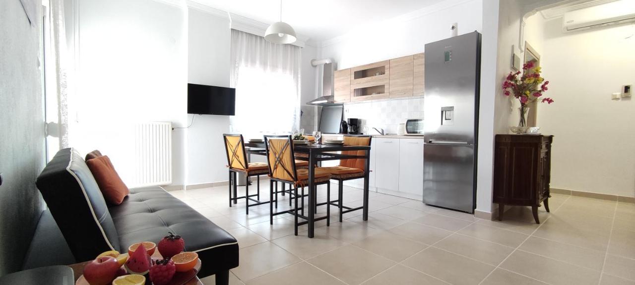Seaside Apartments Nea Iraklia Bagian luar foto