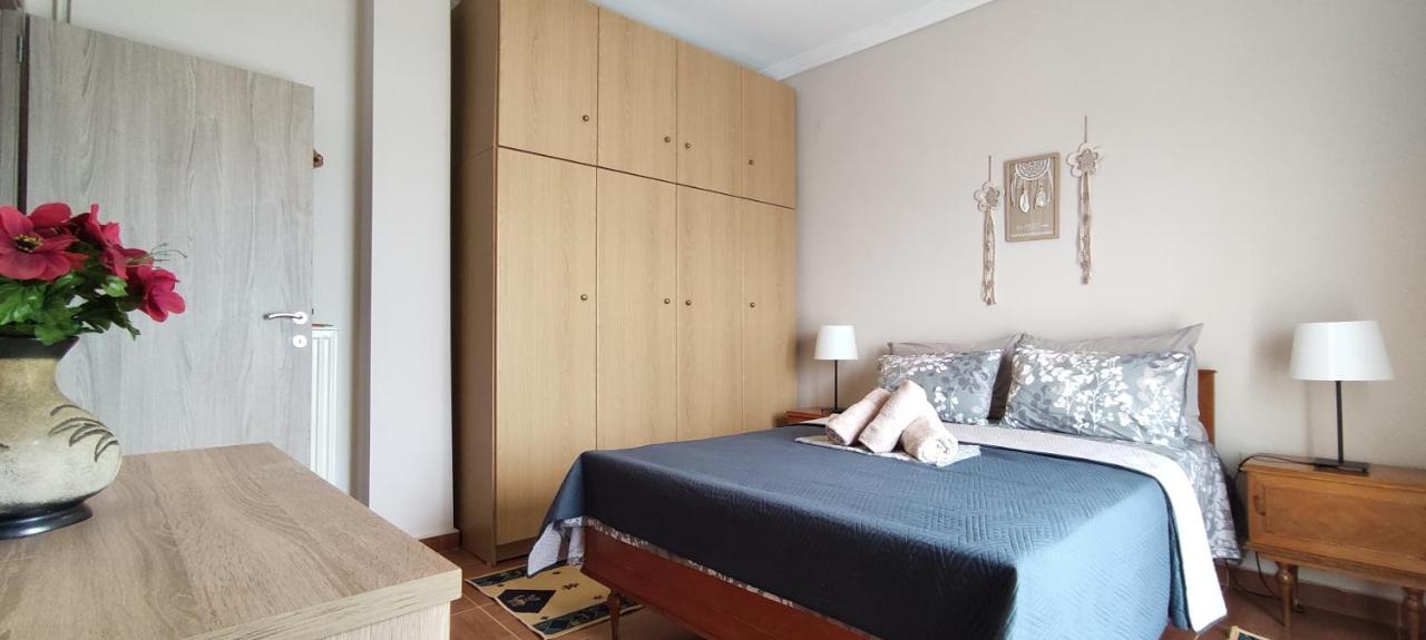 Seaside Apartments Nea Iraklia Bagian luar foto