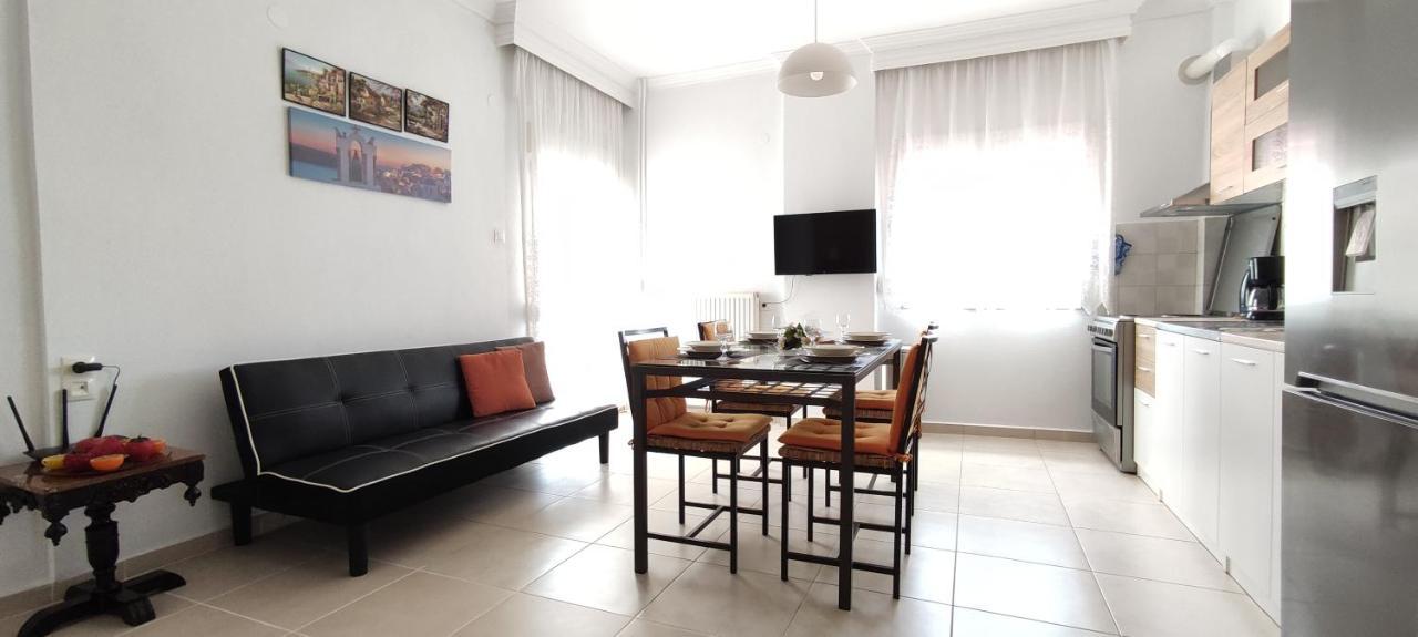 Seaside Apartments Nea Iraklia Bagian luar foto